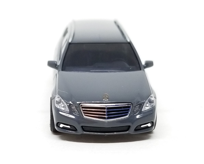 Illustration for article titled Surprise Saturday: Busch HO Scale Mercedes-Benz E-Class Wagon